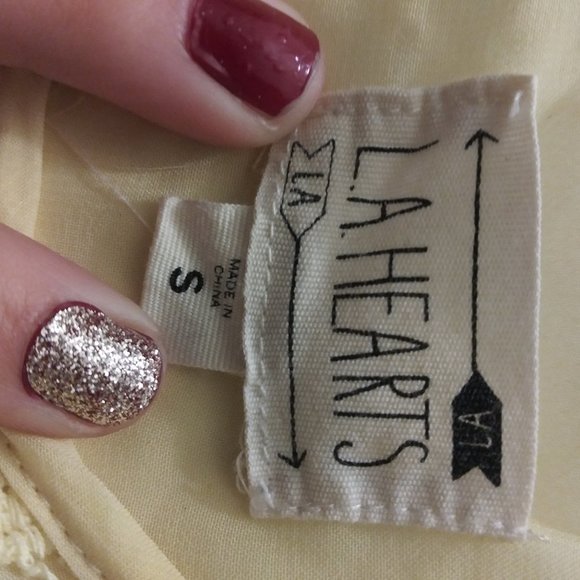 LA Hearts Yellow Crop Top Size Small - Picture 2 of 2